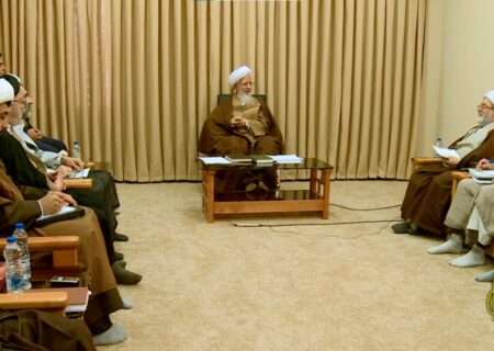 دیدار اساتید اقتصاد اسلامی با آیت الله العظمی جوادی آملی